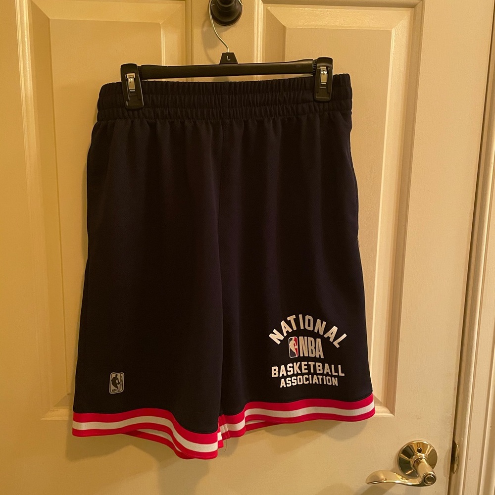 NBA Basketball Shorts - M - No waist drawstring